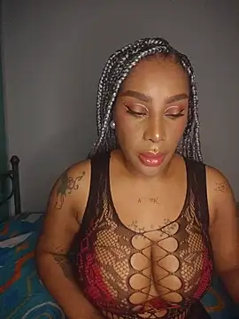 Queen Amara online show from June 4, 2026, 4:18 am