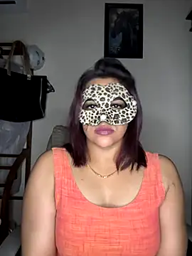 Snapshot of SLNatasha chatting on November 30, 2025, 11:47 am SLNatasha online show from November 30, 2025, 11:47 am