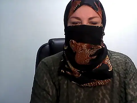 EllaLove2277 online show from May 19, 2026, 5:14 am