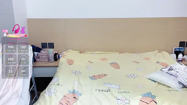 yuanbao a online show from October 13, 2025, 11:32 am