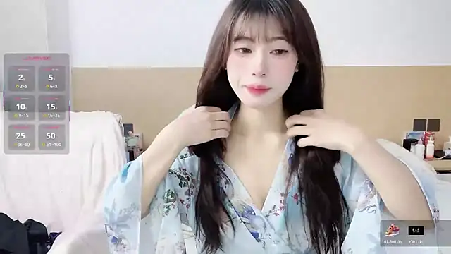 yuanbao a online show from November 28, 2025, 12:19 pm