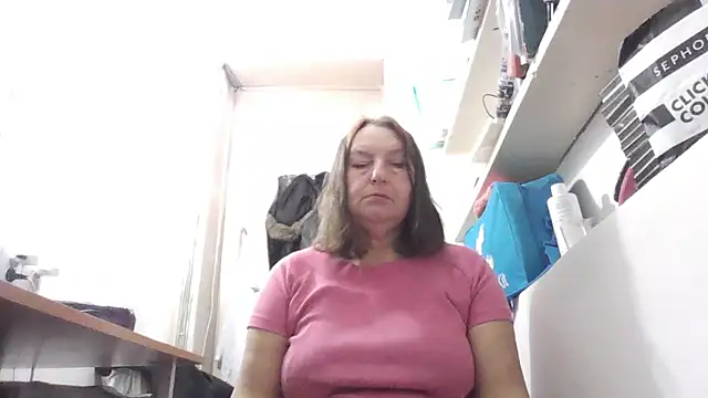 AnnaLive570 online show from December 18, 2025, 5:24 am