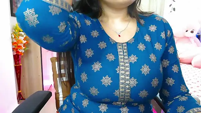 WildDimpi 0 online show from April 7, 2026, 11:10 am