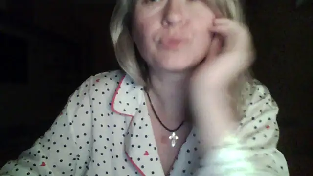 Snapshot of Narcysya chatting on December 18, 2025, 11:22 pm Narcysya online show from December 18, 2025, 11:22 pm