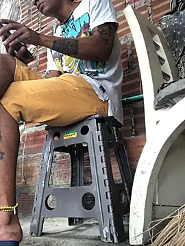 elpeluchenegroxxx3 online show from March 8, 2026, 5:28 pm