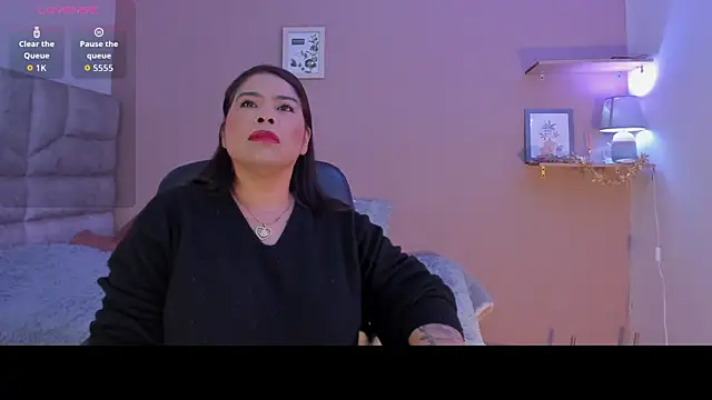 roselyn caprice online show from September 30, 2025, 9:03 am