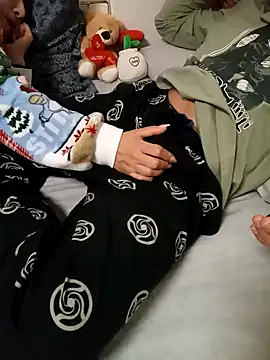 Andr3s69xxx online show from January 17, 2026, 11:52 pm