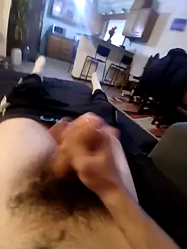 costadavi13 online show from November 14, 2025, 12:37 pm