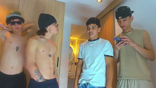 Latin White Boys online show from September 19, 2025, 6:15 am