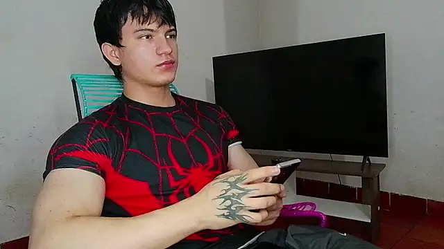 ErickWalton online show from December 21, 2025, 4:08 am