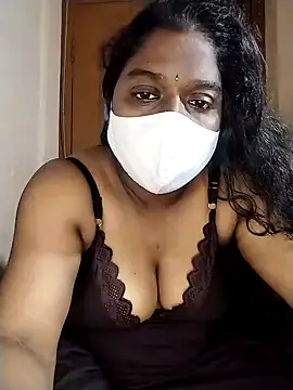 Snapshot of Angel_6531 chatting on February 19, 2026, 5:42 pm Angel 6531 online show from February 19, 2026, 5:42 pm