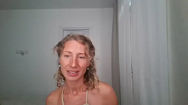 Paevoa online show from September 11, 2025, 11:21 am