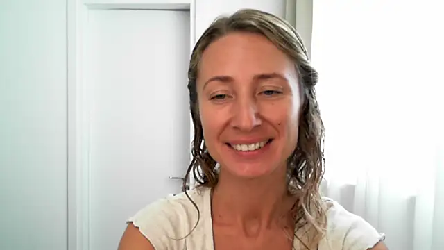 Snapshot of Paevoa chatting on November 20, 2025, 9:53 am Paevoa online show from November 20, 2025, 9:53 am