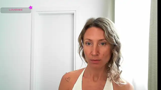 Snapshot of Paevoa chatting on January 12, 2026, 10:20 am Paevoa online show from January 12, 2026, 10:20 am