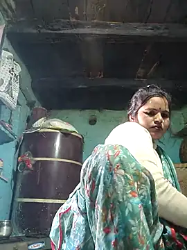 Sexi shivani online show from November 12, 2025, 3:40 am