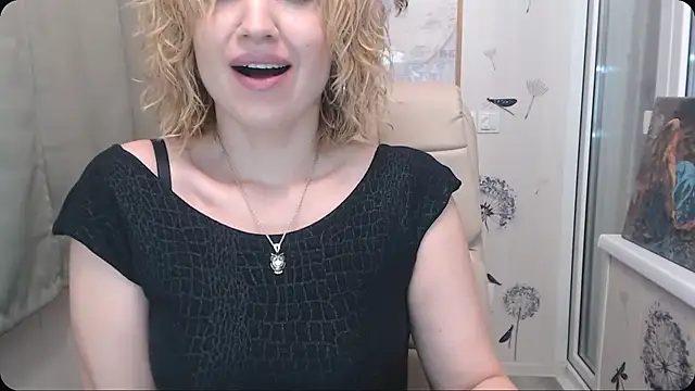 Snapshot of KatrinAlluring chatting on November 24, 2025, 4:45 am KatrinAlluring online show from November 24, 2025, 4:45 am