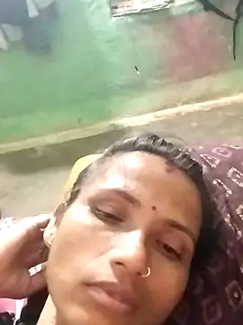 KIRTI12 HOT online show from September 24, 2025, 4:10 pm