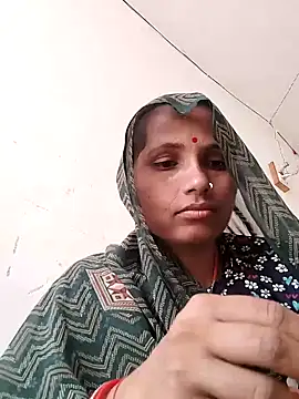 KIRTI12 HOT online show from September 29, 2025, 7:57 am