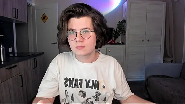 Snapshot of Derek_Shameless chatting on June 25, 2026, 6:34 pm Derek Shameless online show from June 25, 2026, 6:34 pm