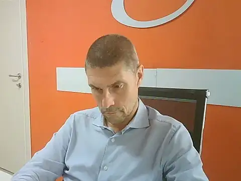 max79ve31 online show from October 13, 2025, 11:54 am