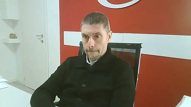 max79ve31 online show from January 8, 2026, 12:29 pm