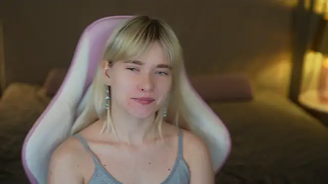 Snapshot of Ava_kiss054 chatting on June 2, 2026, 12:29 pm Ava kiss054 online show from June 2, 2026, 12:29 pm