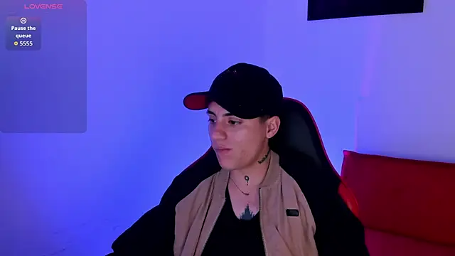 PeytonBox online show from November 14, 2025, 11:09 am