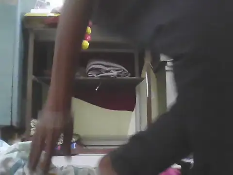 Snapshot of 8133vaibhavh chatting on October 25, 2025, 1:46 am 8133vaibhavh online show from October 25, 2025, 1:46 am