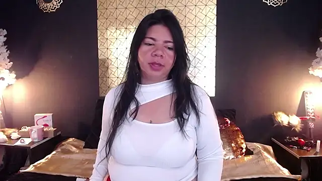 kinky momm online show from April 17, 2026, 3:26 pm