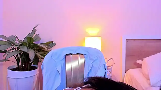 Antonella Barone online show from September 19, 2025, 2:40 pm