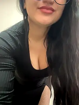 Snapshot of Molly-molly- chatting on September 25, 2025, 6:06 am Molly-molly- online show from September 25, 2025, 6:06 am