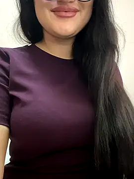 Snapshot of Molly-molly- chatting on November 7, 2025, 10:59 am Molly-molly- online show from November 7, 2025, 10:59 am