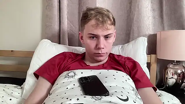 scottishtwink01 online show from September 23, 2025, 10:24 pm