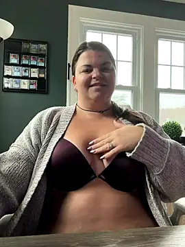 Snapshot of PlayWithBrittany chatting on October 29, 2025, 12:40 pm PlayWithBrittany online show from October 29, 2025, 12:40 pm