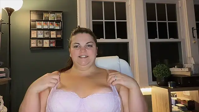 Snapshot of PlayWithBrittany chatting on November 15, 2025, 11:54 pm PlayWithBrittany online show from November 15, 2025, 11:54 pm