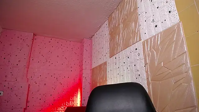 emmydurant online show from December 19, 2025, 8:05 pm