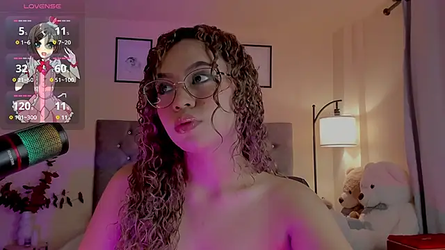 OxanaFedorova1- online show from December 15, 2025, 8:24 pm