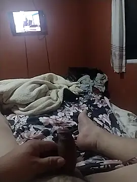 Santiagoqro85 online show from October 17, 2025, 4:04 am