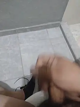 Santiagoqro85 online show from December 19, 2025, 5:31 pm