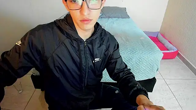 Snapshot of lustduo1 chatting on February 19, 2026, 12:50 am lustduo1 online show from February 19, 2026, 12:50 am