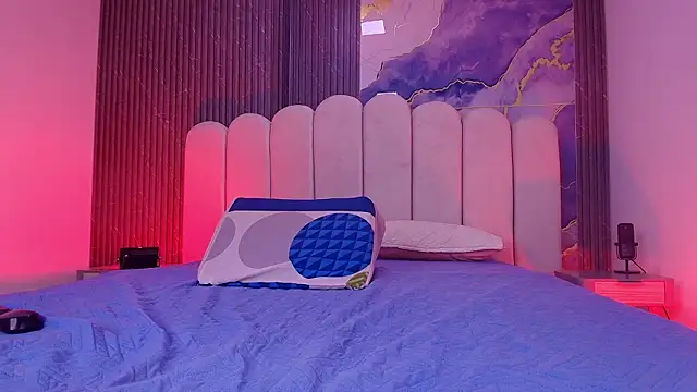 abbyrouss  online show from March 29, 2026, 3:39 am