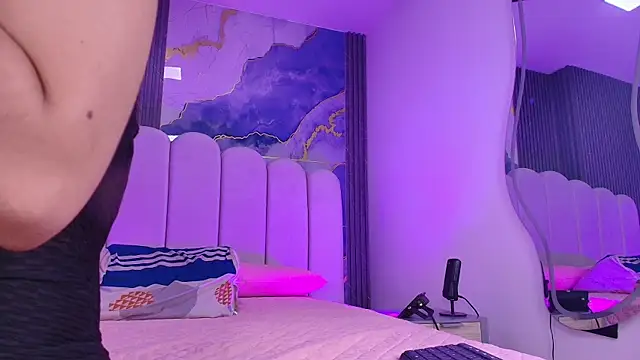 abbyrouss  online show from July 28, 2026, 3:13 am