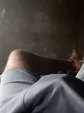 Snapshot of pus_ylover chatting on November 1, 2025, 8:05 am pus ylover online show from November 1, 2025, 8:05 am