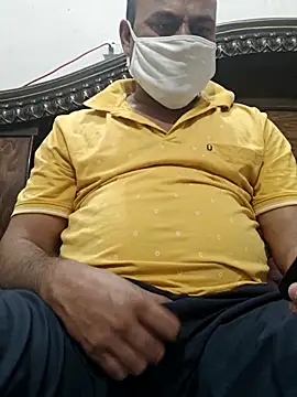 Famit025 online show from February 25, 2026, 12:37 pm