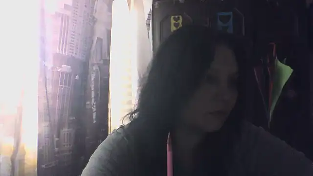 Snapshot of Breezy_88 chatting on July 31, 2026, 12:48 pm Breezy 88 online show from July 31, 2026, 12:48 pm