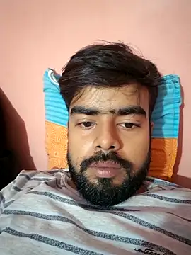 Snapshot of soniriyaa010101 chatting on October 20, 2025, 6:03 am soniriyaa010101 online show from October 20, 2025, 6:03 am