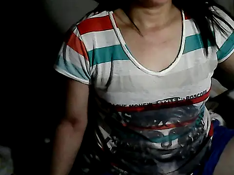 yoursPinayMama1682 online show from September 20, 2025, 12:11 am