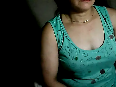 yoursPinayMama1682 online show from September 23, 2025, 10:46 pm