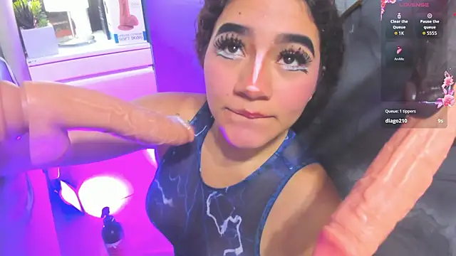 Snapshot of mia_cataleiya chatting on April 26, 2026, 11:30 am mia cataleiya online show from April 26, 2026, 11:30 am