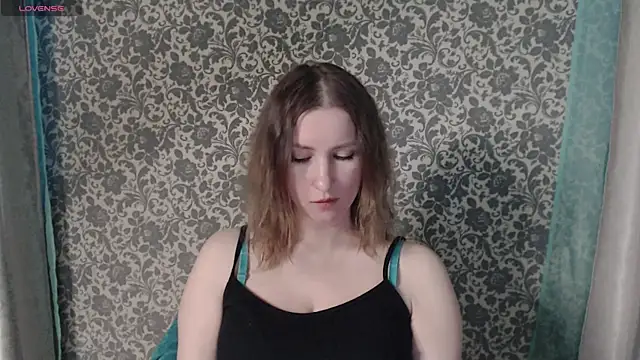 Snapshot of LesanaMagic chatting on December 14, 2024, 12:23 pm LesanaMagic online show from December 14, 2024, 12:23 pm